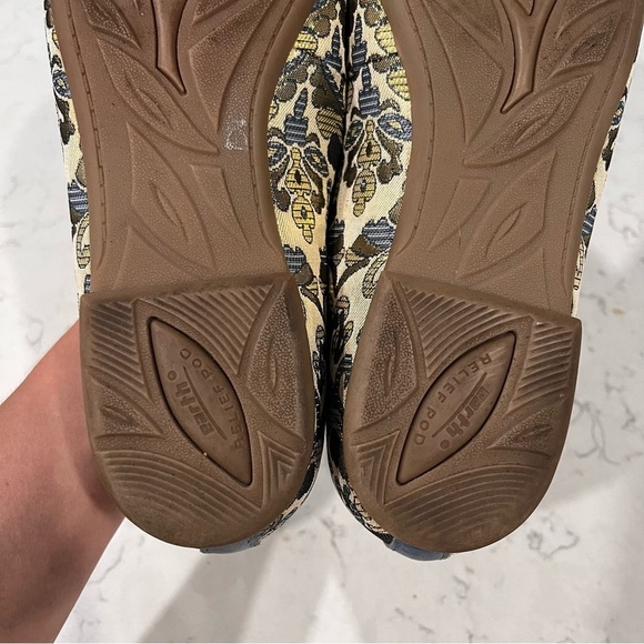 EARTH ALINA METALLIC PRI WOMENS BLUE CANVAS SLIP ON BALLET FLATS SHOES Size 8 - Picture 3 of 12